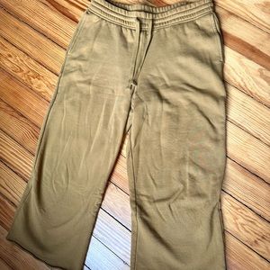 Girlfriend Collective wide-legged sweatpants in Sycamore